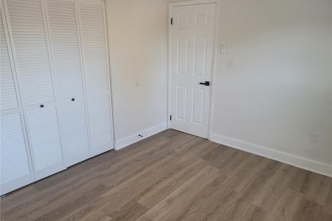 Townhouse in Apopka, Florida 2 bedrooms, 64.85 sq.m. № 2148682 - photo 16