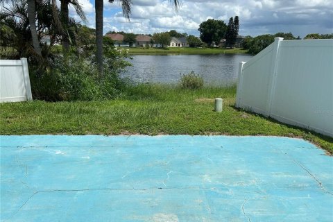 House in Kissimmee, Florida 4 bedrooms, 183.2 sq.m. № 1806596 - photo 3