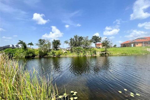 Terrain à vendre à Cape Coral, Floride № 1545262 - photo 2