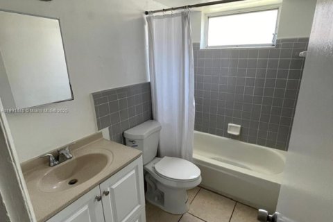 Apartamento en alquiler en North Miami Beach, Florida, 1 dormitorio, 60.39 m2 № 1944701 - foto 6