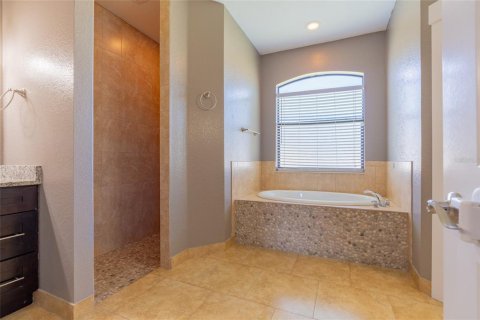 Villa ou maison à vendre à North Port, Floride: 3 chambres, 197.7 m2 № 2390859 - photo 17