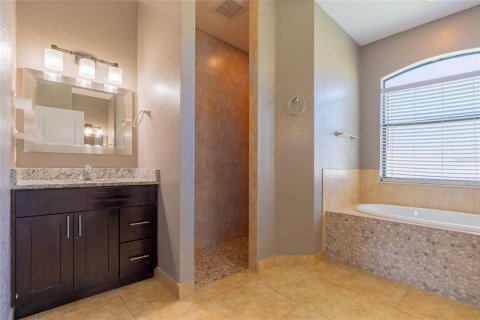 Villa ou maison à vendre à North Port, Floride: 3 chambres, 197.7 m2 № 2390859 - photo 16