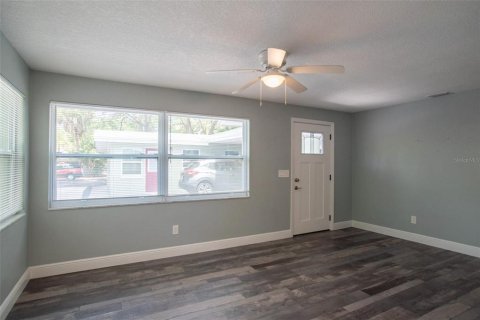 Casa en alquiler en Dunedin, Florida, 2 dormitorios, 102.19 m2 № 1918650 - foto 10