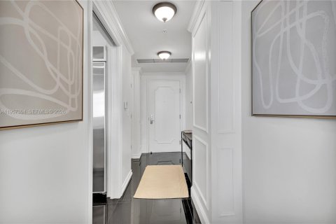 Снять в аренду кондоминиум в Майами, Флорида 1 спальня, 89.09м2, № 2053047 - фото 23