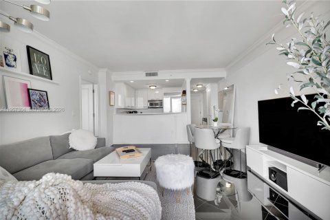 Снять в аренду кондоминиум в Майами, Флорида 1 спальня, 89.09м2, № 2053047 - фото 12