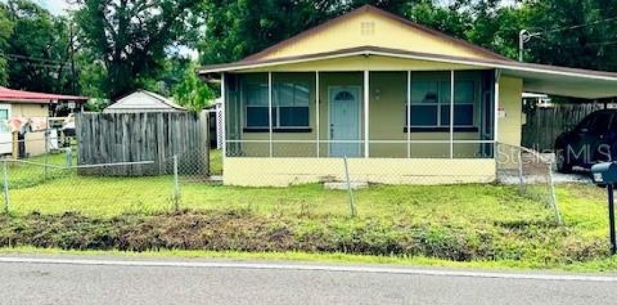 House in Lakeland, Florida 2 bedrooms, 77.76 sq.m. № 1906247