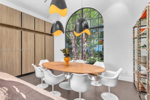 Casa en venta en Hollywood, Florida, 4 dormitorios, 362.32 m2 № 2074670 - foto 11