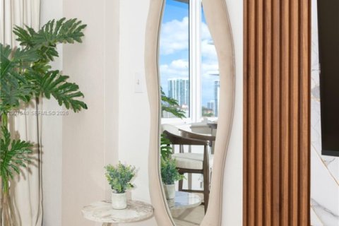Condo in Sunny Isles Beach, Florida  № 2075231 - photo 12