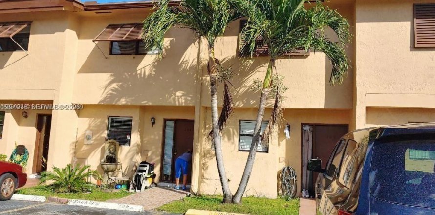 Кондоминиум с 2 спальнями в Хайалиа, Флорида № 2062542