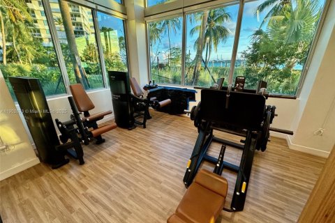 Condominio en alquiler en Miami Beach, Florida, 2 dormitorios, 99.31 m2 № 1952996 - foto 25