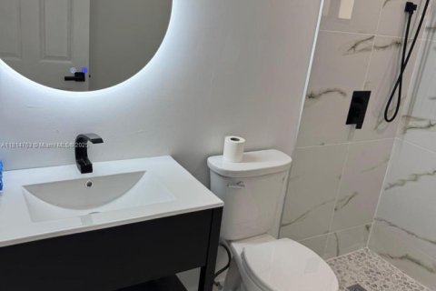 Casa en venta en Miami, Florida, 3 dormitorios, 110.93 m2 № 1967003 - foto 18