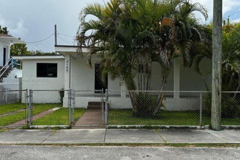 Casa en venta en Miami, Florida, 3 dormitorios, 110.93 m2 № 1967003 - foto 23