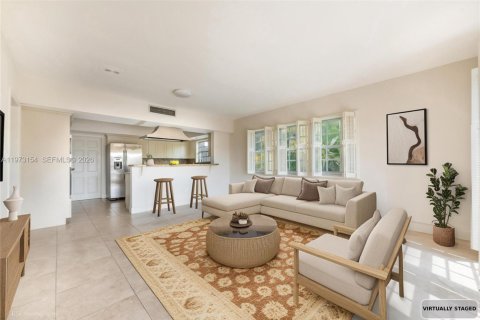 Купить кондоминиум в Корал-Гейблс, Флорида 2 спальни, 189.15м2, № 2043791 - фото 8