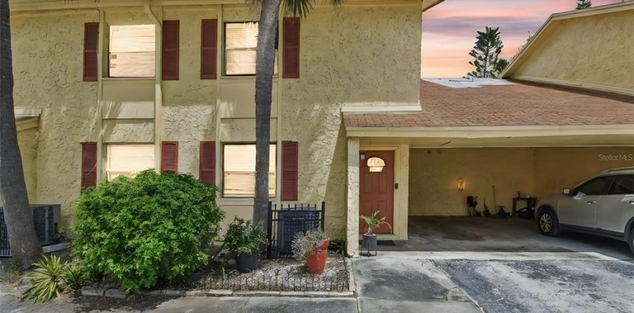 Condo à Tampa, Floride, 3 chambres  № 1904222