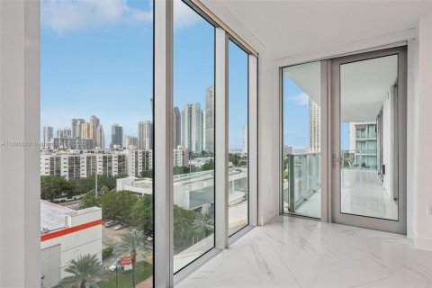 Copropriété à louer à Sunny Isles Beach, Floride: 3 chambres, 175.77 m2 № 1944417 - photo 26