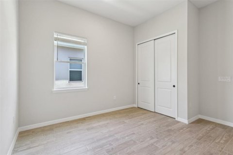 House in Winter Garden, Florida 3 bedrooms, 213.49 sq.m. № 1592812 - photo 11