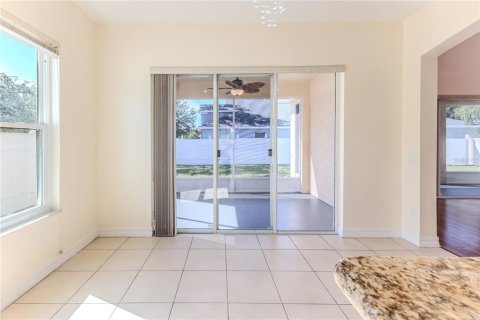 House in Spring Hill, Florida 4 bedrooms, 259.75 sq.m. № 2225262 - photo 21