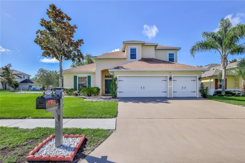 House in Spring Hill, Florida 4 bedrooms, 259.75 sq.m. № 2225262 - photo 4