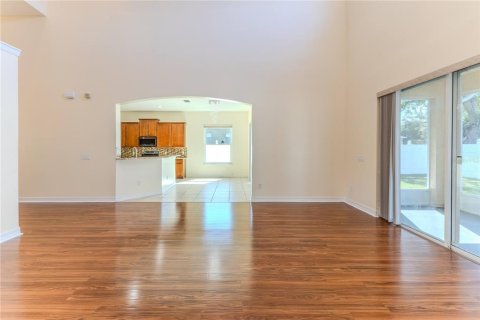 House in Spring Hill, Florida 4 bedrooms, 259.75 sq.m. № 2225262 - photo 25
