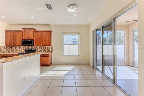 House in Spring Hill, Florida 4 bedrooms, 259.75 sq.m. № 2225262 - photo 20