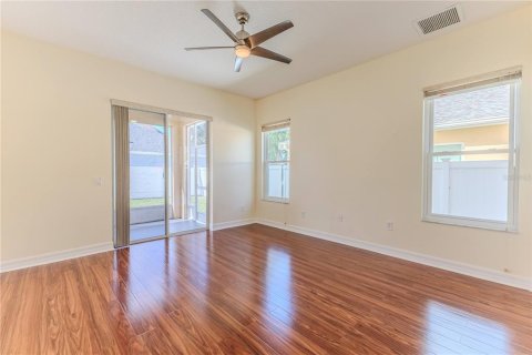 House in Spring Hill, Florida 4 bedrooms, 259.75 sq.m. № 2225262 - photo 28