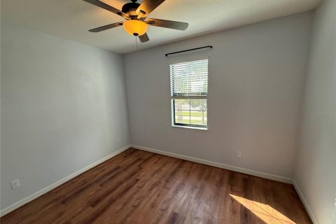 House in Wimauma, Florida 2 bedrooms, 156.35 sq.m. № 2134418 - photo 11