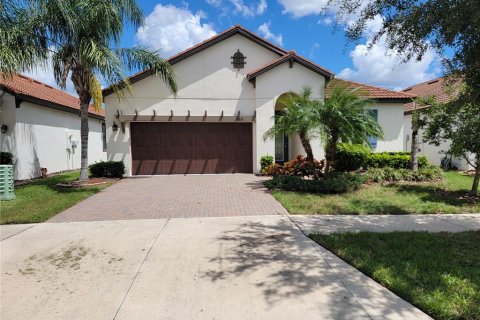 Casa en Wimauma, Florida 2 dormitorios, 156.35 m2 № 2134418