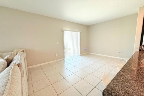 Casa en alquiler en Riverview, Florida, 4 dormitorios, 177.81 m2 № 1789433 - foto 5
