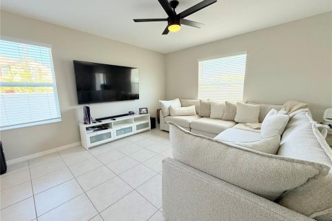 Casa en alquiler en Riverview, Florida, 4 dormitorios, 177.81 m2 № 1789433 - foto 4