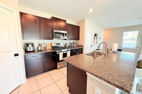 Casa en alquiler en Riverview, Florida, 4 dormitorios, 177.81 m2 № 1789433 - foto 7