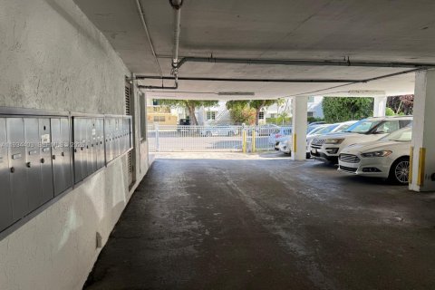 Купить кондоминиум в Майами-Бич, Флорида 1 спальня, 61.5м2, № 2053692 - фото 7