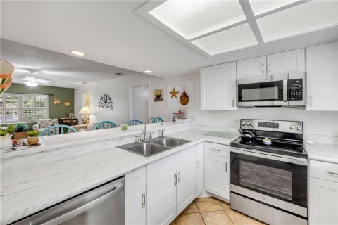 Immobilier commercial à vendre à New Smyrna Beach, Floride: 4 chambres, 189.71 m2 № 1906516 - photo 9