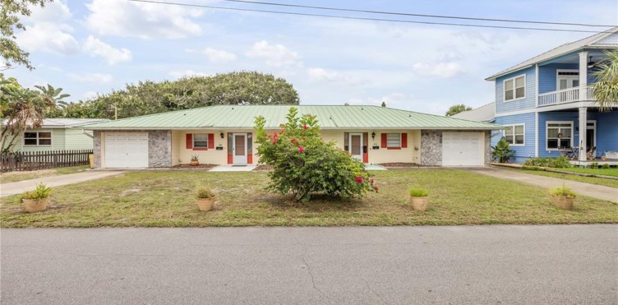 Immobilier commercial à New Smyrna Beach, Floride 4 chambres, 189.71 m2 № 1906516