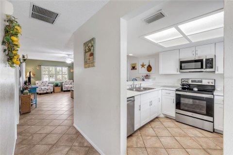 Immobilier commercial à vendre à New Smyrna Beach, Floride: 4 chambres, 189.71 m2 № 1906516 - photo 8