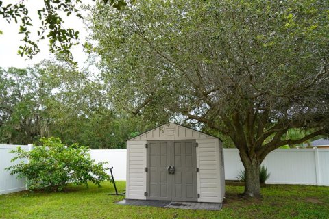 House in Davenport, Florida 4 bedrooms, 196.21 sq.m. № 1563729 - photo 16