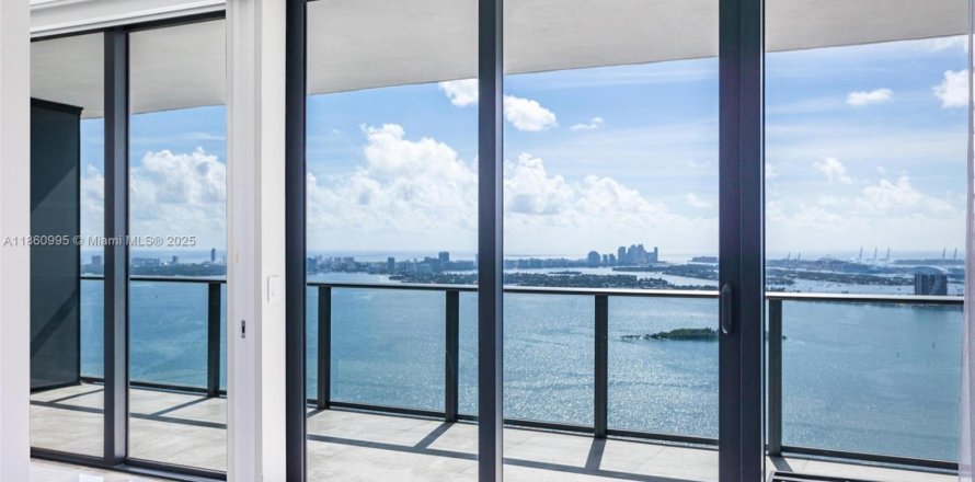 Condo à Miami, Floride, 4 chambres № 1889264
