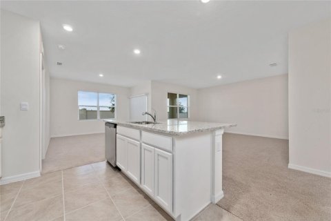 House in Haines City, Florida 3 bedrooms, 155.33 sq.m. № 1901056 - photo 18
