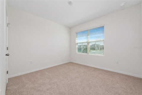 House in Haines City, Florida 3 bedrooms, 155.33 sq.m. № 1901056 - photo 6