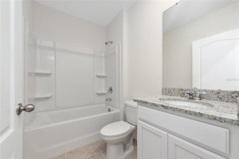 House in Haines City, Florida 3 bedrooms, 155.33 sq.m. № 1901056 - photo 10