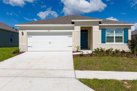 House in Haines City, Florida 3 bedrooms, 155.33 sq.m. № 1901056 - photo 2