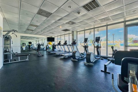 Снять в аренду кондоминиум в Майами-Бич, Флорида 1 спальня, 105.72м2, № 1965349 - фото 19