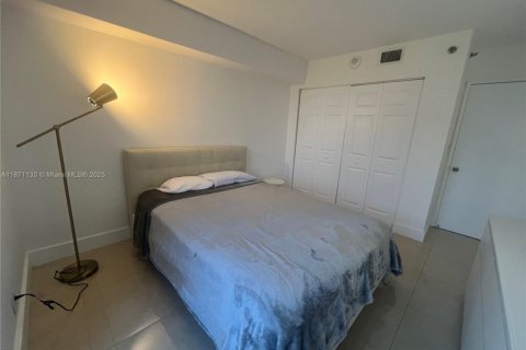 Copropriété à louer à Aventura, Floride: 2 chambres, 98.66 m2 № 1921353 - photo 13