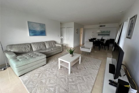 Copropriété à louer à Aventura, Floride: 2 chambres, 98.66 m2 № 1921353 - photo 20