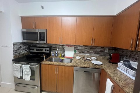 Copropriété à louer à Aventura, Floride: 2 chambres, 98.66 m2 № 1921353 - photo 23