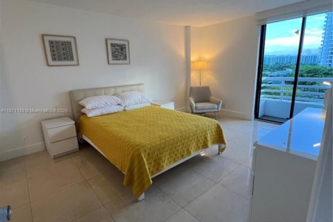 Copropriété à louer à Aventura, Floride: 2 chambres, 98.66 m2 № 1921353 - photo 7
