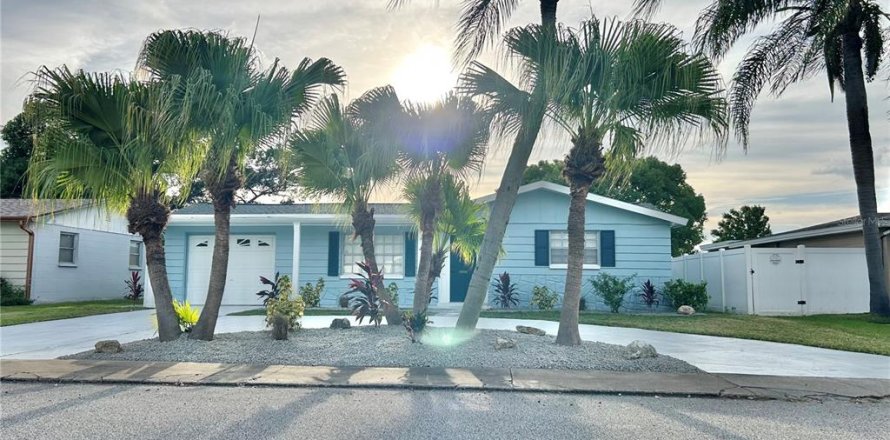 Casa en New Port Richey, Florida 3 dormitorios, 106.09 m2 № 1910645