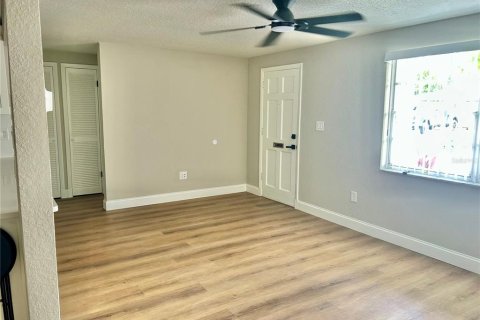 Casa en venta en New Port Richey, Florida, 3 dormitorios, 106.09 m2 № 1910645 - foto 22