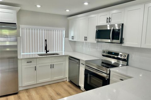Casa en venta en New Port Richey, Florida, 3 dormitorios, 106.09 m2 № 1910645 - foto 12