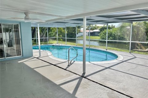Casa en venta en New Port Richey, Florida, 3 dormitorios, 106.09 m2 № 1910645 - foto 7