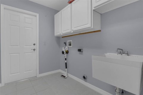 Villa ou maison à vendre à Tavares, Floride: 4 chambres, 233.74 m2 № 1799867 - photo 25